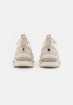 Steve Madden Manerva - Sneakers Laag - Latte -Dames Schoenenwinkel 108563e4a7454470b2035331aa506505