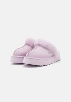 Ugg Disquette - Pantoffels - Lavender Fog 10 Ugg Disquette - Pantoffels - Lavender Fog -Dames Schoenenwinkel 1b313a0d7a9245d184f2a499a410b975
