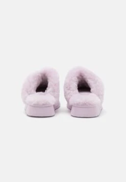 Ugg Disquette - Pantoffels - Lavender Fog 11 Ugg Disquette - Pantoffels - Lavender Fog -Dames Schoenenwinkel 26dc419c9f154975ab35274bb4828862