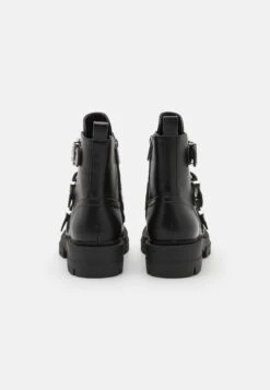 Guess Obian - Cowboy-/Bikerlaarsjes - Black -Dames Schoenenwinkel 2ace671b6b5a4436a1bb6e0e09f72917