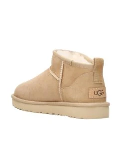 Ugg Classic Ultra Mini - Korte Laarzen - Sand -Dames Schoenenwinkel 351ead526521466aa551436db67932ee