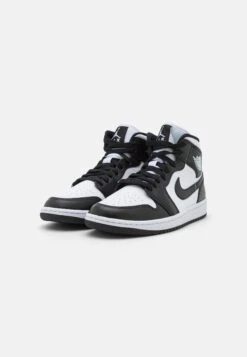 Wmns Air Jordan 1 Mid 365 - Sneakers Hoog - White/Black -Dames Schoenenwinkel 3d1a92d9bc554e8184cc8eac92a2a0e6