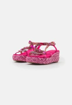 Alma En Pena Sandalen Met Sleehak - Fuxia -Dames Schoenenwinkel 8df6a45e4458471c86154aa5260400b8
