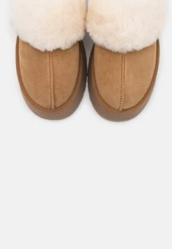 Ugg Funkette - Pantoffels - Chestnut -Dames Schoenenwinkel 9306b3661e5d4014a937d49ca8b0ac7e