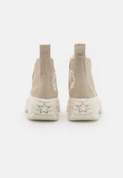 Converse Run Star Hike - Sneakers Hoog - Beach Stone/Egret -Dames Schoenenwinkel a50b92331e6f46bbbe5fe126f33b0304