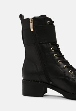 Tamaris Veterboots - Black/Gold -Dames Schoenenwinkel a7cb1f5039c746eb98ef35deb46d80d0