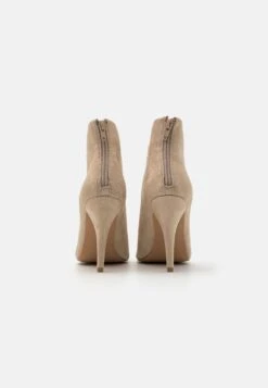 Anna Field Korte Laarzen - Beige -Dames Schoenenwinkel b33f708979454b2eabf49eb876a42937