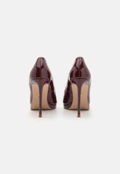 Steve Madden Klassy - Klassieke Pumps - Bordeaux 11 Steve Madden Klassy - Klassieke Pumps - Bordeaux -Dames Schoenenwinkel b58faf743ee2465e8abeac97fbe6e763