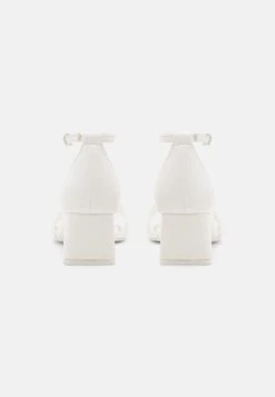 Call It Spring Vickie - Sandalen - White 11 Call It Spring Vickie - Sandalen - White -Dames Schoenenwinkel c5a680a80d2044ea8fc1f665d070a288