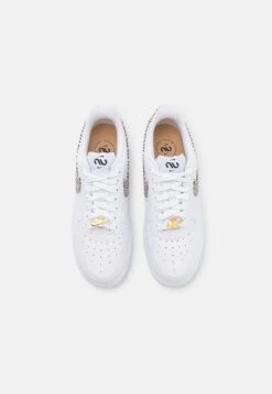 Nike Sportswear Womens Air Force 1 Lx 2 - Sneakers Laag - White/Hemp/Black 13 Nike Sportswear Womens Air Force 1 Lx 2 - Sneakers Laag - White/Hemp/Black -Dames Schoenenwinkel d8155f74c83e4ad8a4177e9503370333