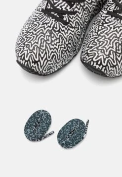 Uno - Sneakers Laag - Black/White -Dames Schoenenwinkel e15017e786444988a9e10e43c3562a1c