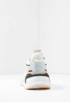 Puma Rs-X Reinvent - Sneakers Laag - White/Natural 14 Puma Rs-X Reinvent - Sneakers Laag - White/Natural -Dames Schoenenwinkel e5977f545db147a89fb0bc8e8cb95939