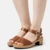Gabor Comfort 22.071 - Clogs - Camel -Dames Schoenenwinkel e9d021149f034b23bde4628a382408ae