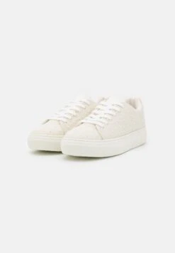 Sneakers Laag - Off-White -Dames Schoenenwinkel eb7b164418c8464a827b0708f40bc634