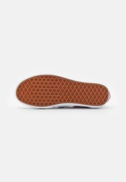 Vans Classic Slip On - Instappers - Pastel Pink 12 Vans Classic Slip On - Instappers - Pastel Pink -Dames Schoenenwinkel f066edb057304c9f84d070c57a44769d