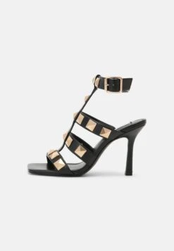 Steve Madden Capri - Sandalen - Black -Dames Schoenenwinkel f25664c8916c470384ce7af0e53dd5ec