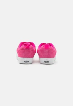 Vans Knu Skool Unisex - Skateschoenen - Pink Glow 10 Vans Knu Skool Unisex - Skateschoenen - Pink Glow -Dames Schoenenwinkel fbbdfccdf6694a86ae308cdae8ca8612